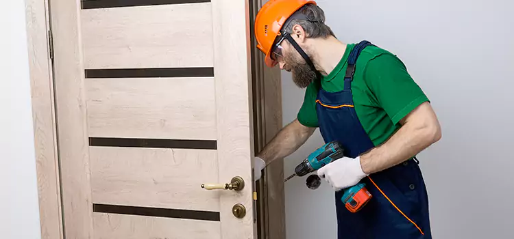 Replace Internal Door Handle with Lock New London